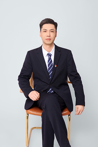 张鹏霖